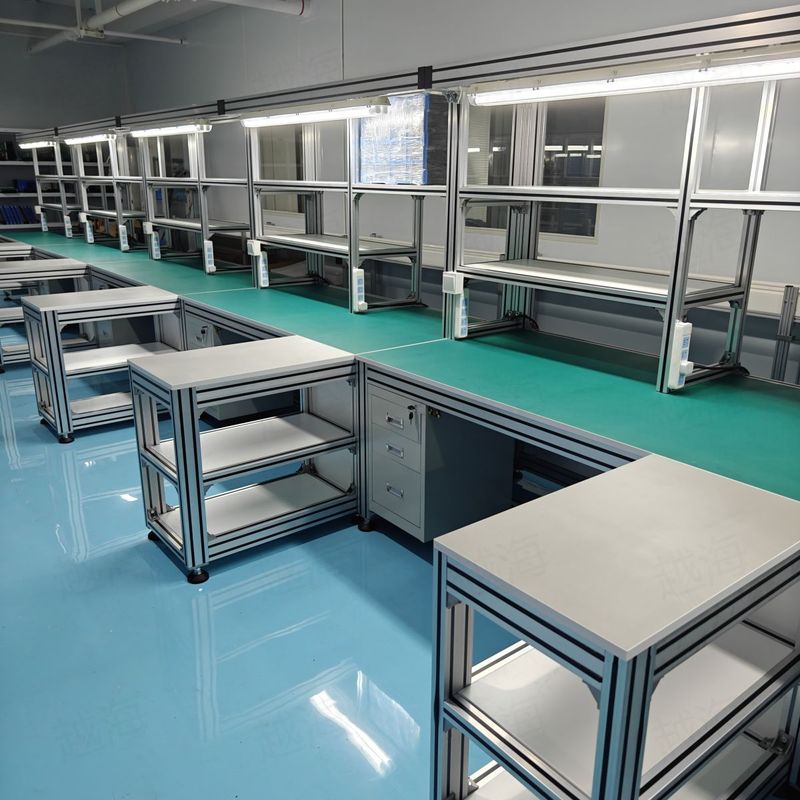电子制造环境革新：智能排烟设计如何提升防静电工作台的综合性能
